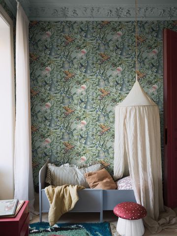 Купить обои для детской в Москве из каталога Fairyland от Borastapeter из Швеции с доставкой