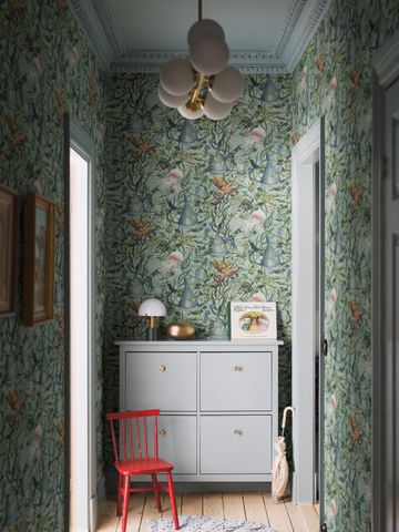 Заказать обои для детской в Москве из каталога Fairyland от Borastapeter из Швеции с доставкой