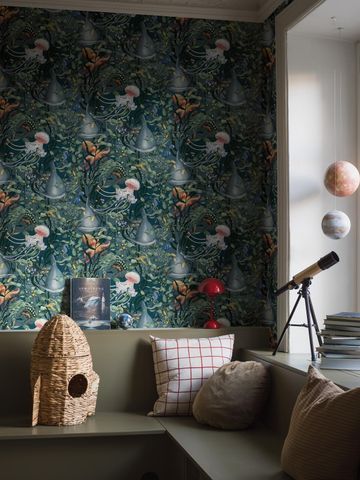 Заказать обои для детской в Москве из каталога Fairyland от Borastapeter из Швеции с доставкой