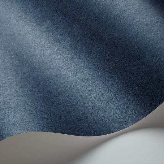 Мерцающие однотонные обои Ocean Blue  от Eco Wallpaper с эффектом жемчужного сияния насыщенного синего цвета. Купить обои для стен в салонах ОДизайн, большой ассортимент.