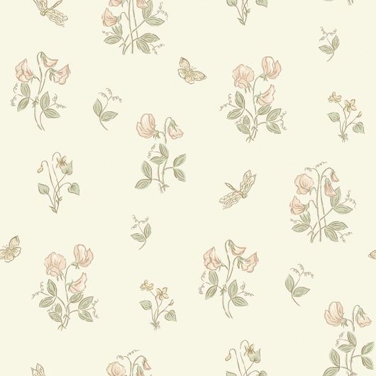 Раппорт флизелиновых обоев Boråstapeter Luktärt Beige (арт. 8707). Узор с душистым горошком, фиалками, стрекозами и бабочками в мягких пастельных оттенках розового, зелёного и медово-жёлтого на кремово-белом фоне. Коллекция Herrgård от Boråstapeter.
