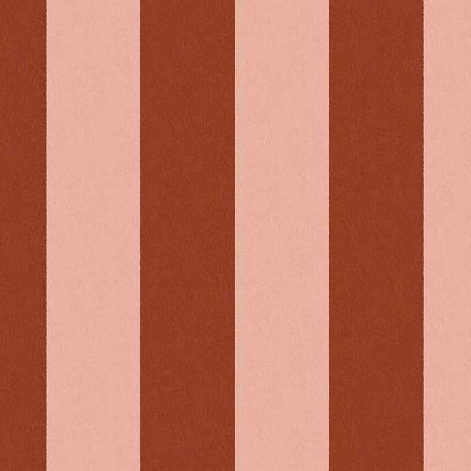Цифровое панно для стен Båstad Stripe Pink&Red, арт. 9803W от Borastapeter — обои представлены в яркой цветовой гамме с малиново-красным и теплым светло-розовыми полосами. Эти классические обои идеально подойдут для детской, спальни, кухни или прихожей, создавая динамичную атмосферу. Заказать их можно в интернет-магазине ODesign с бесплатной доставкой по всей России.