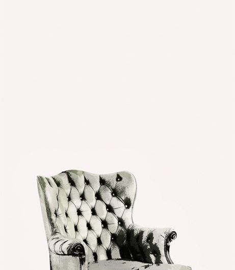 Фотообои DM222-3 с изображением кресла в стиле Честерфилд в светло-зеленых тонах на белом фоне. Купить обои в Москве, шведские обои, фотообои, салон обоев, магазин обоев, бесплатная доставка.