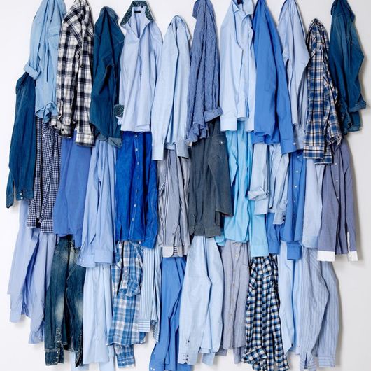 Флизелиновые фотопанно из Швеции коллекция FASHION от Mr.PERSWALL под названием BLUES. Панно с изображением мужских голубых рубашек. Панно для гардеробной, онлайн оплата