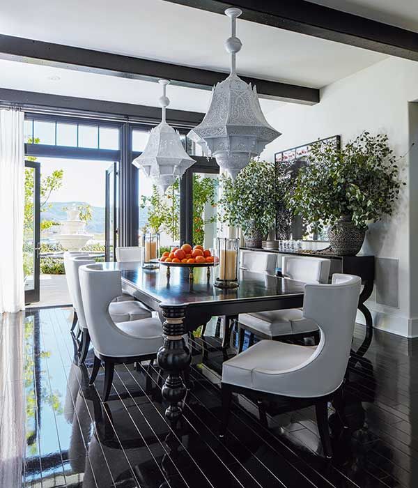 Khloe Kardashian’s Custom Calabasas Home