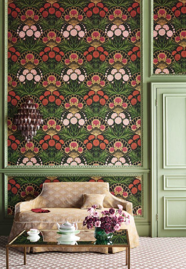 Флизелиновые обои Flamenco Fan в интерьере гостинной Артикул: 117/14043, Cole&Son