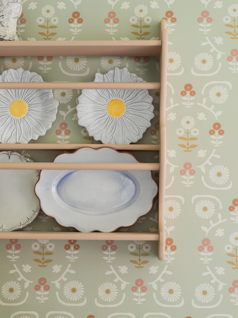 Экологичные обои Isolde Lush Meadow 5820