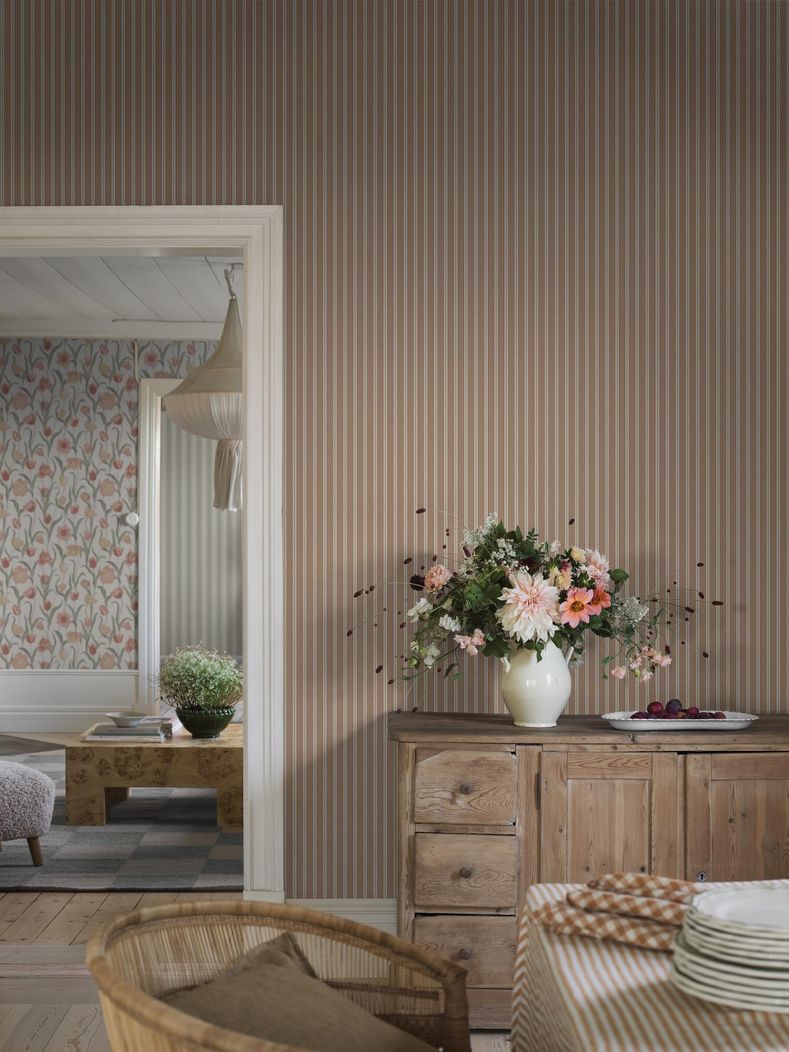 Обои в полоску Pärlrand Dark Buff Артикул:6982