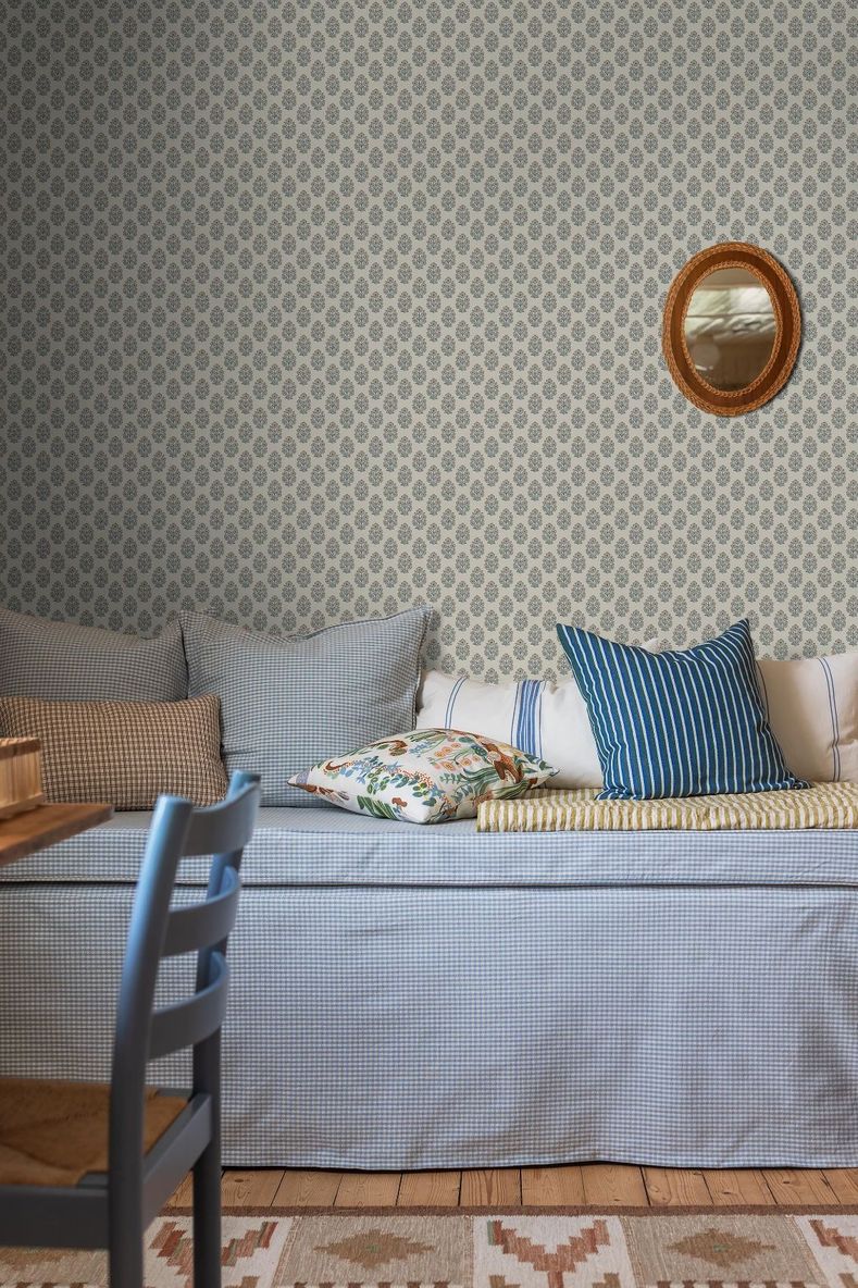 Флизелиновые обои Sibylla White Chocolate от Borastapeter Артикул: 8167