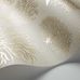 Обои Seafern от Cole & Son созданы по мотивам ботанических гравюр конца XVIII века с изображением различных видов кораллов цвета старого золота. В качестве фона использован узор “Vermicelli” из архива фабрики в светло-серых оттенках. Обои для гостиной, спальни купить в интернет-магазине, онлайн оплата.