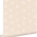 Флизелиновые бежевые обои с ромашками для стен Daisies beige арт. 131112 в интерьере комнаты — уютный и игривый узор для стен.