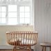 Флизелиновые обои для комнаты малыша Little clouds beige арт. 139515 — с облачками в теплых бежевых тонах создают веселую атмосферу, превращая комнату в пространство для фантазий и приключений.