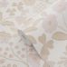 Рулон обоев для стен Flowers and birds beige and soft pink арт. 13986 — с цветами и птицами в тёплых тонах — бежевый и нежно розовый создают в комнате жизнерадостную, уютную атмосферу.