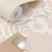 Рулон обоев для интерьера Flowers and birds beige and soft pink арт. 13986 — с цветами и птицами в тёплых тонах — бежевый и нежно розовый создают в комнате жизнерадостную, уютную атмосферу.