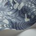Флизелиновые обои из Швеции коллекция WONDERLAND от Borastapeter, с рисунком под названием HOPPMOSSE дизайнерские обои от Ханны Вернинг на котором изображены причудливые растительные узоры и животные на синем фоне. Купить обои в интернет-магазине, бесплатная доставка, онлайн оплата