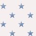 Обои Marstrand от Boråstapeter белого цвета с рисунком из крупных синих звезд, которые словно поблекли под действием морской воды. Выбрать, заказать обои для детской, прихожей в интернет-магазине, онлайн оплата.