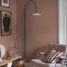 Розовый интерьер скандинавской гостиной декорированный обоями Soft Terra артикул 7554 розово терракотового цвета