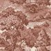 Раппорт флизелиновых обоев Boråstapeter Alnarp Red (арт. 8715). Пышный пейзажный узор с деревьями, рекой и мостом в приглушённых красных тонах, от глубокого бордового до кремово-белого. Коллекция Herrgård от Boråstapeter.
