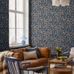 Цветочные обои Persikoträd Blue Boråstapeter Flowers 9167 — обои для гостиной, под живопись