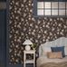 Цветочные обои Peony Garden Brown Boråstapeter Flowers 9176 — обои для спальни, скандинавский интерьер