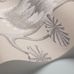 Обои Summer Lily -  классический цветочный дизайн Cole & Son с водяными лилиями напоминающими иллюстрацию из старинной книги. Обои для гостиной, обои для спальни. Купить обои в салоне Одизайн.