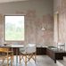 Цифровые обои для столовой Hanna Werning Storflax Pink, арт. 9662W от Borastapeter, где фантазийные цветы тянутся высоко к потолку в розовой цветовой гамме с бледно-розовыми цветами на нежно-розовой основе с мягкой текстурой. Заказать в интернет-магазине ODesign с бесплатной доставкой по всей России.