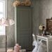 Цифровое панно для стен Kingdom of the Willow Grand Grey, арт. 9762W от Borastapeter — это волшебный лес с принцессами, драконами, тайными сундуками с сокровищами и волшебными замками в сером цвете на основе натурального оттенка. Эти изысканные обои идеально подойдут для спальни, прихожей, гостиной или кухни, создавая атмосферу уюта и спокойствия. Приобрести их можно в интернет-магазине ODesign с бесплатной доставкой по всей России.