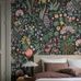 Цифровое панно для спальни Blomsterhav Grand Black, арт. 9782W от Borastapeter, украшено красочным цветочным узором ручной работы на темно-сером, почти черном фоне. Аконит, лилии, настурции, клевер и другие цветы соседствуют с земляникой и ежевикой в удивительно летнем ансамбле. Эти цветочные обои идеально подойдут для детской, спальни, кухни или прихожей, создавая романтичную атмосферу. Заказать их можно в интернет-магазине ODesign с бесплатной доставкой по всей России.