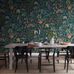Цифровое панно для столовой Blomsterhav Grand Blue, арт. 9783W от Borastapeter, украшены пышным цветочным ковром, среди душистого горошка, люпина и других цветов можно увидеть ежевику и землянику в красочной и приглушенной цветовой гамме на темно-сине-зеленом фоне. Эти цветочные обои идеально подойдут для детской, спальни, кухни или прихожей, создавая романтичную атмосферу. Заказать их можно в интернет-магазине ODesign с бесплатной доставкой по всей России.
