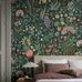 Цифровое панно для спальни Blomsterhav Grand Green, арт. 9784W от Borastapeter, украшено красочным цветочным узором ручной работы в теплой, насыщенной палитре на темно-зеленом фоне. Аконит, лилии, настурции, клевер и другие цветы соседствуют с земляникой и ежевикой в удивительно летнем ансамбле. Эти цветочные обои идеально подойдут для детской, спальни, кухни или прихожей, создавая романтичную атмосферу. Заказать их можно в интернет-магазине ODesign с бесплатной доставкой по всей России.
