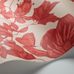 Обои Tivoli от Cole & Son с графичным узором из детально прорисованных цветов, листьев, порхающих бабочек и колибри кораллового цвета на светлом фоне. Обои для спальни, гостиной. Купить обои в салонах ОДизайн.