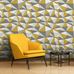 Геометрические обои CUBISM для гостиной с стильным рисунком в желтых и белых оттенках от Fardis из коллекции GEO в Москве в интернет-магазине