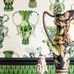 Обои из Великобритании коллекции ARDMORE от COLE & SON. Khulu Vases - грациозный дизайн для гостиной, в котором представлены классические вазы, обвитые леопардами, львами, попугаями и другими африканскими животными.Купить в салоне обоев в Москве.