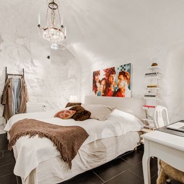 12-White-bedroom