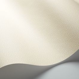 Обои Coral от Cole & Son в молочно-бежевых оттенках  с вариацией канонического дизайна блоковой печати Vermicell в уменьшенном формате. Выбрать, заказать обои для детской, спальни в интернет-магазине.