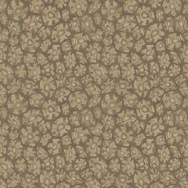 Обои для стен Savanna Shell от Cole & Son в оттенках светло-коричневого и серебряно-золотого металлика, узор которых напоминает рисунок на панцире леопардовой черепахи. Выбрать обои с орнаментом на сайте odesign.ru.