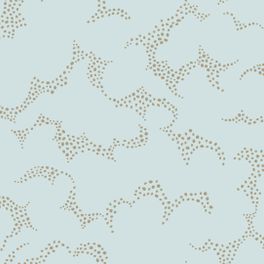 Флизелиновые обои из Швеции коллекция WONDERLAND от Borastapeter, с рисунком под названием MOLNTUSS дизайн обоев от Ханны Вернинг бежевые облака на серо-голубом фоне. Онлайн оплата, большой ассортимент, бесплатная доставка