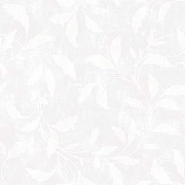 Флизелиновые обои из Швеции коллекция ORIENTAL DREAMS от Borastapeter, рисунок под названием Rosewood Night витиеватый растительный узор в светлых тонах с мерцающим металлическим эффектом серебристом фоне. Обои для спальни, обои для гостиной, для коридора, для ванной.  Онлайн оплата, купить обои в интернет-магазине Одизайн, бесплатная доставка