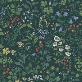 Обои флизелиновые FLORA из каталога"Alla Tiders Hus" арт.4181. Окрашенные в насыщенные оттенки синего, зеленого, красного, белого и желтого на эффектном темно-синем фоне, наши обои перенесут вас на ночной весенний луг. Простые стилизованные цветы вьются по стенам в этом плотном и очаровательном цветочном узоре.
