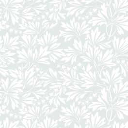 Обои Dialytra с вязью узора из стилизованных листьев и трогательных колокольчиков белого цвета на бледно-голубом фоне. Большой ассортимент английских обоев в салонах Москвы.