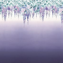 Роскошные фотообои PDG657/02  из коллекции Shanghai Garden от Designers Guild, Великобритания с изображением бордюра с растительным рисунком на фоне с эффектом градиентной растяжки в лавандовых оттенках, приобрести в магазине Одизайн