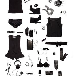 Флизелиновые фотопанно из Швеции коллекция FASHION от Mr.PERSWALL под названием ALL BLACK. Панно с изображением различных элементов одежды и аксессуаров черного цвета. Панно для коридора, фотопанно для гардеробной, онлайн оплата
